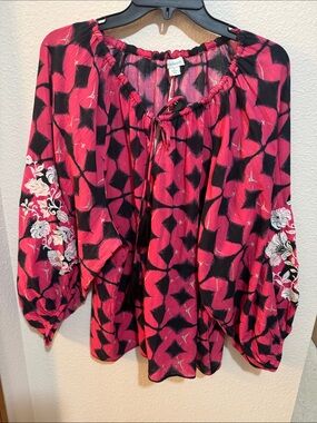 Sundance Pink and Black Printed Peasant Blouse with Embroidered Sleeves